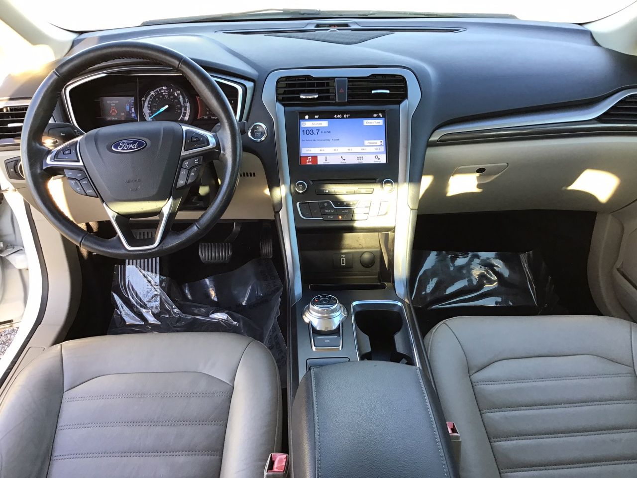 Ford Fusion Hybrid SE 2017