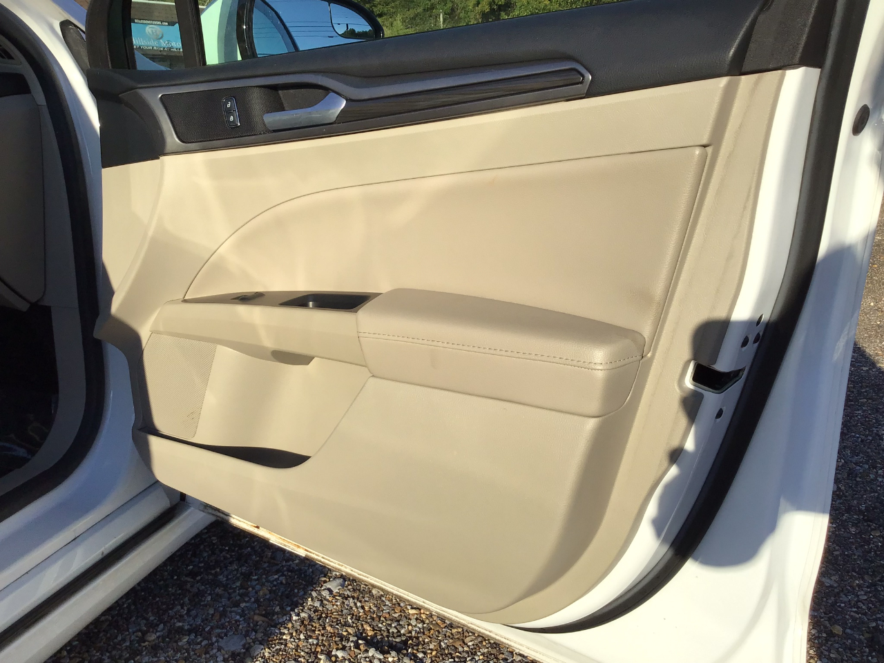 Ford Fusion Hybrid SE 2017