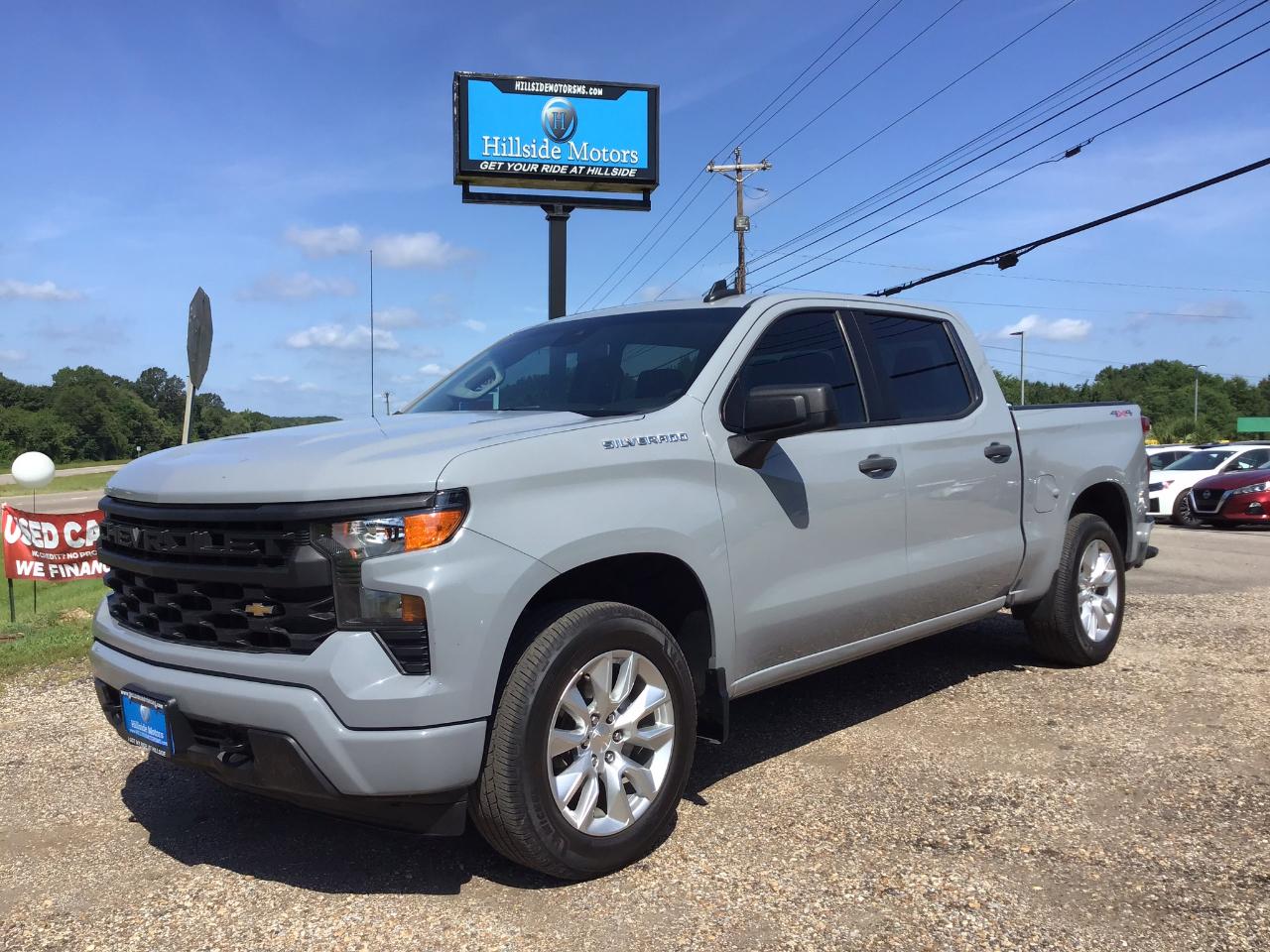 2024 Chevrolet Silverado 1500 Custom Crew Cab 4WD