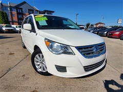 2012 Volkswagen Routan 