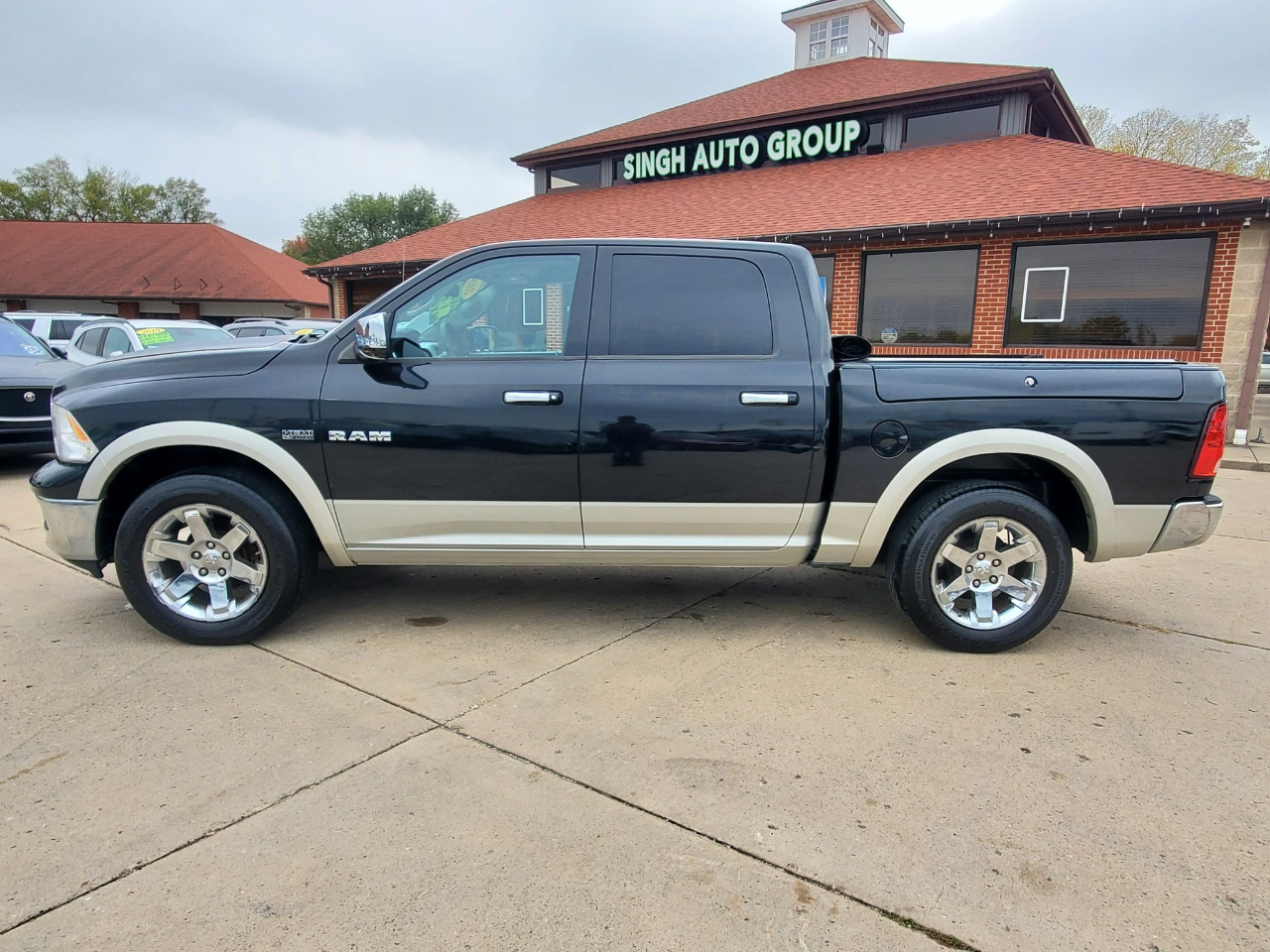 Dodge Ram 1500 SLT Crew Cab 4WD 2009 Dodge Ram 1500 SLT Crew Cab 4WD 2009