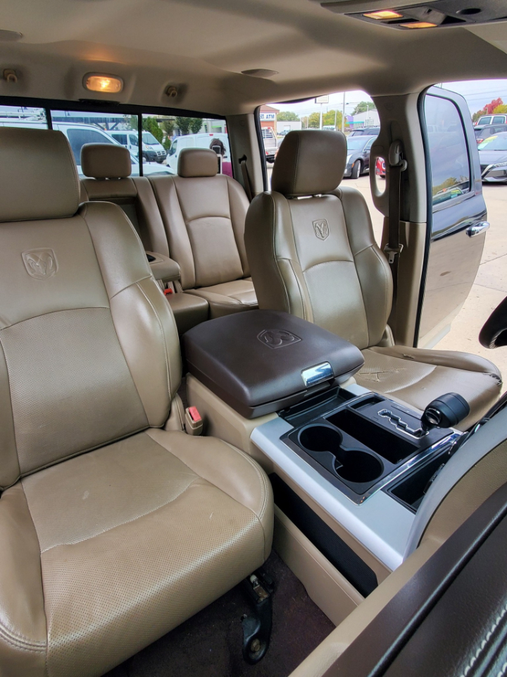 Dodge Ram 1500 SLT Crew Cab 4WD 2009 Dodge Ram 1500 SLT Crew Cab 4WD 2009