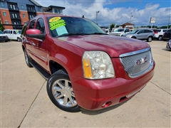 2007 GMC Yukon Denali 