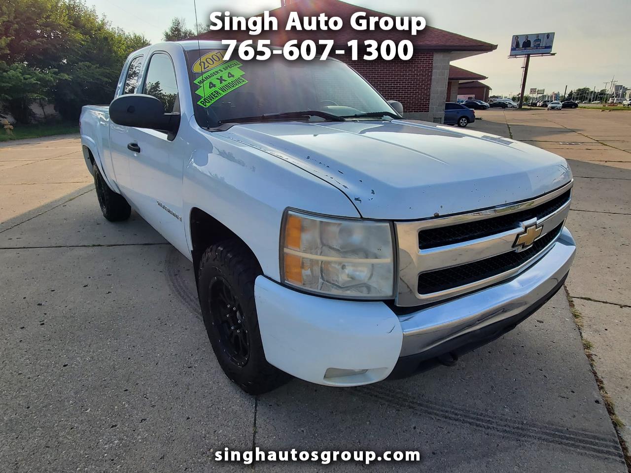 2007 Chevrolet Silverado 1500 Work Truck Ext. Cab Short Box 4WD