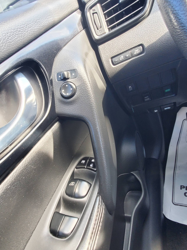 Nissan Rogue Sport S AWD 2017