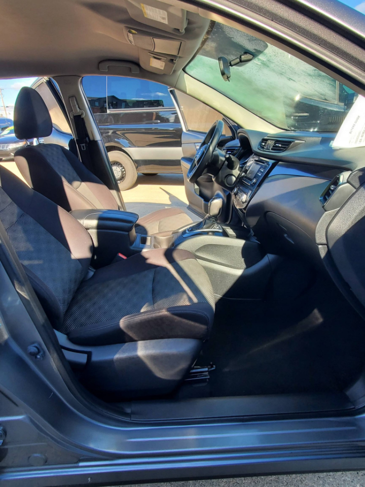 Nissan Rogue Sport S AWD 2017