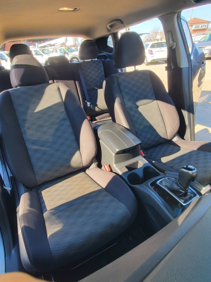 Nissan Rogue Sport S AWD 2017