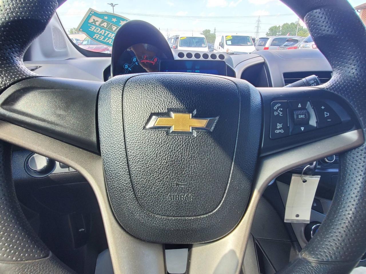 Chevrolet Sonic LS Auto 5-Door 2016