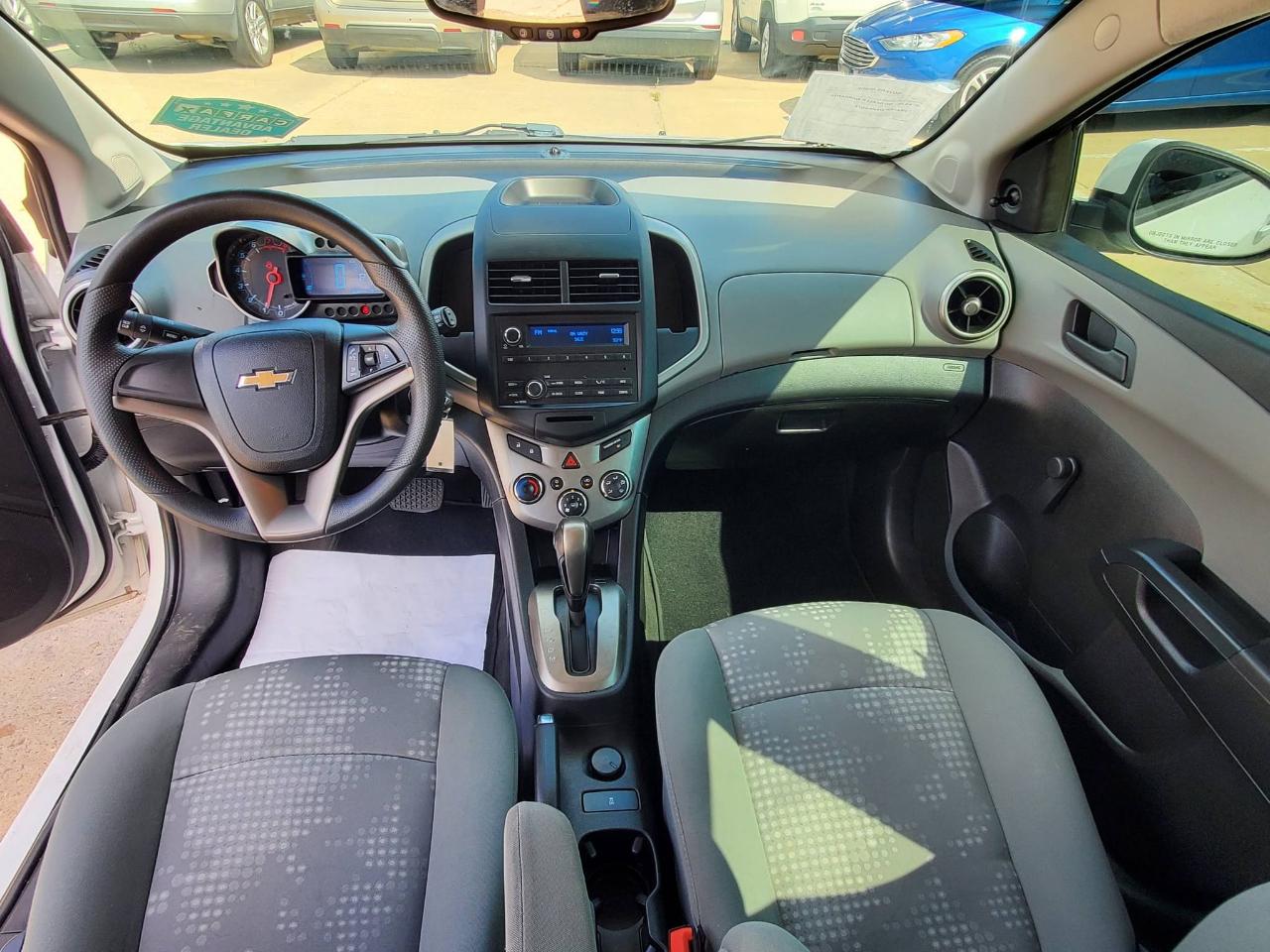 Chevrolet Sonic LS Auto 5-Door 2016