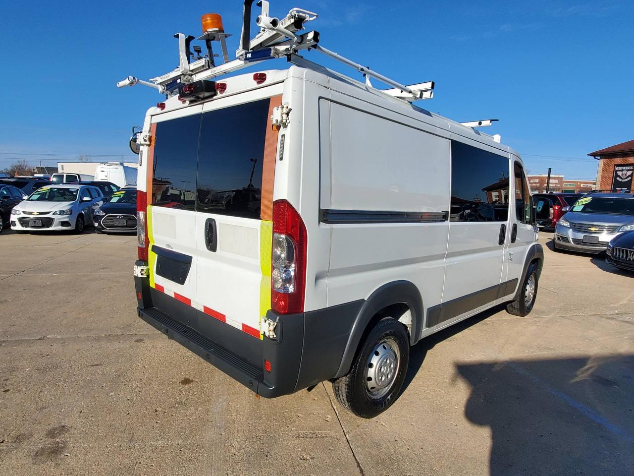 RAM Promaster 1500 Low Roof Tradesman 136-in. WB 2015