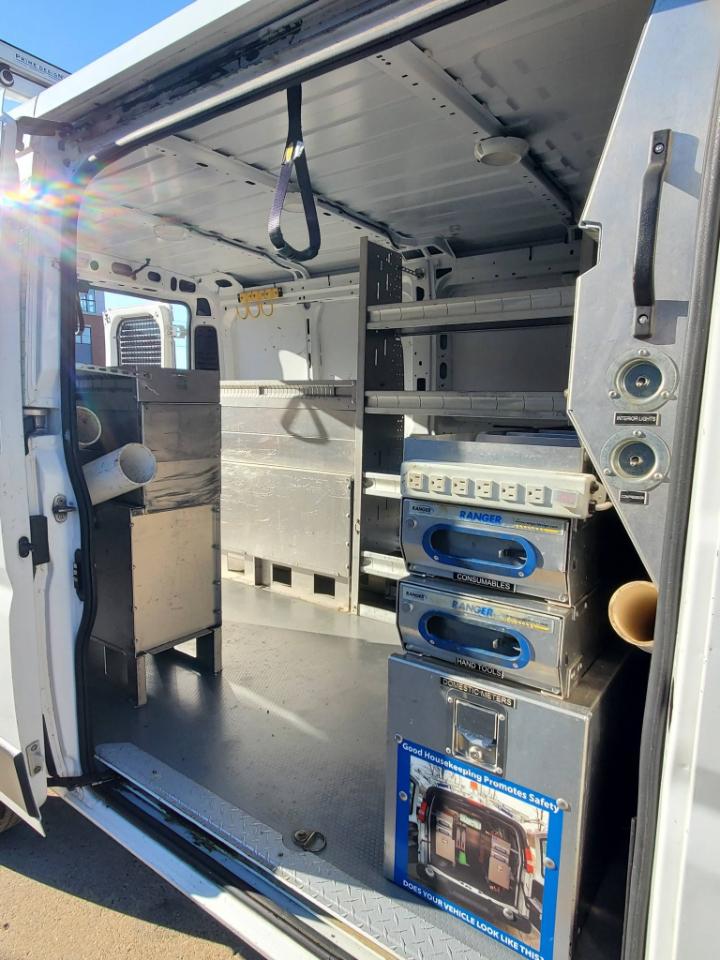 RAM Promaster 1500 Low Roof Tradesman 136-in. WB 2015