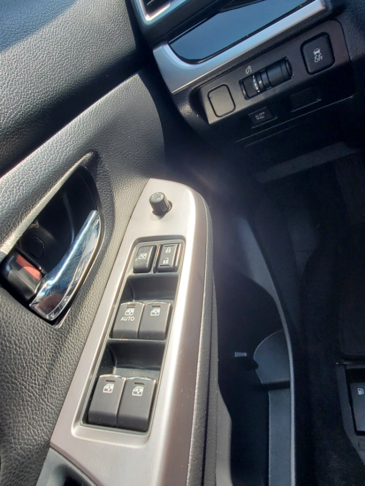 Subaru Crosstrek 2.0i Limited PZEV CVT 2016 Subaru Crosstrek 2.0i Limited PZEV CVT 2016