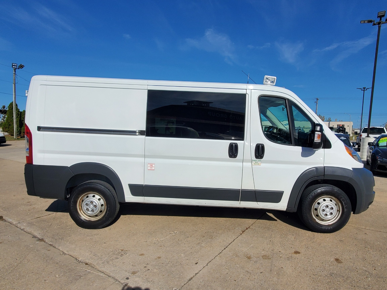 RAM Promaster 1500 Low Roof Tradesman 136-in. WB 2015 RAM Promaster 1500 Low Roof Tradesman 136-in. WB 2015