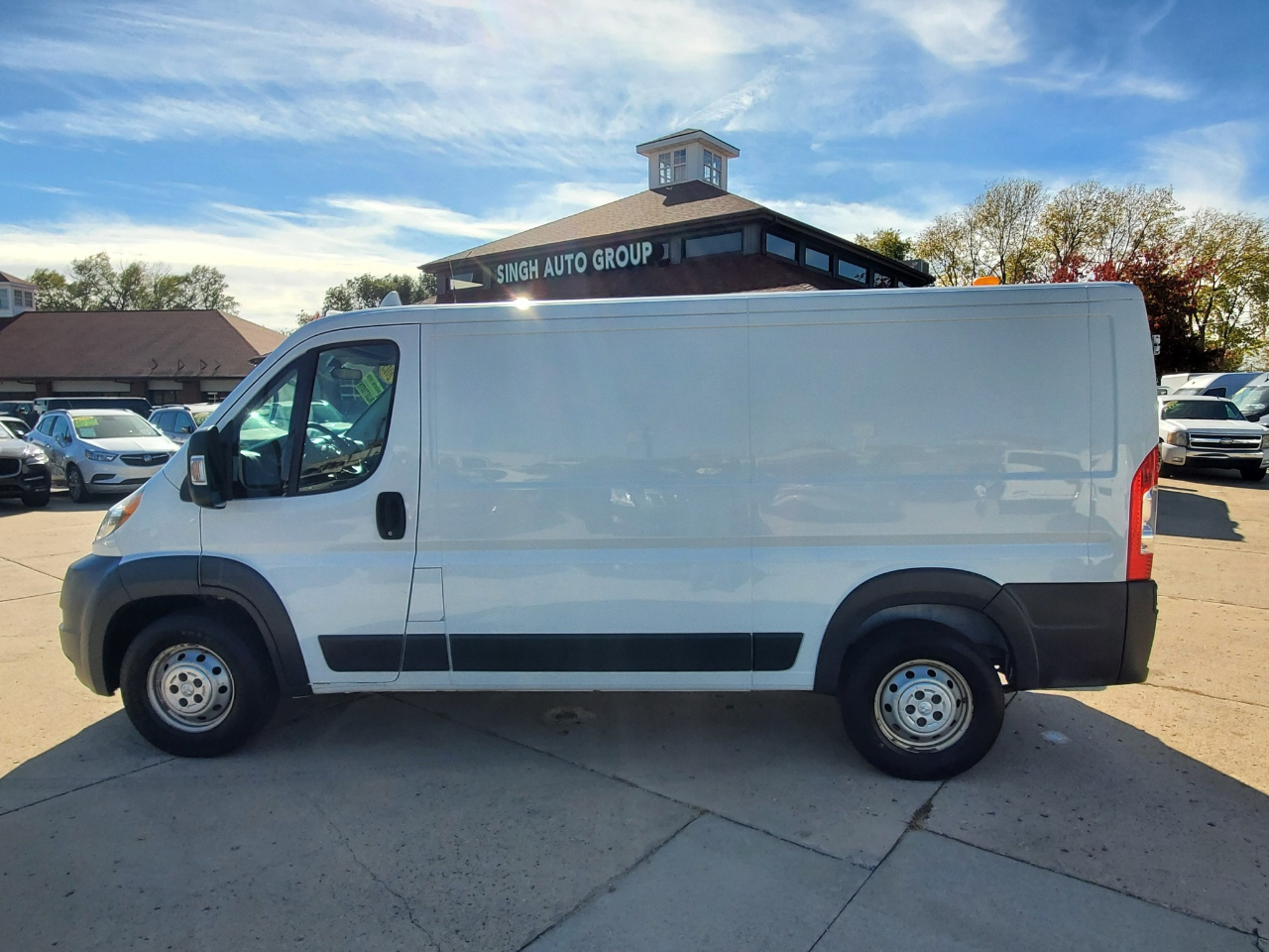 RAM Promaster 1500 Low Roof Tradesman 136-in. WB 2015 RAM Promaster 1500 Low Roof Tradesman 136-in. WB 2015