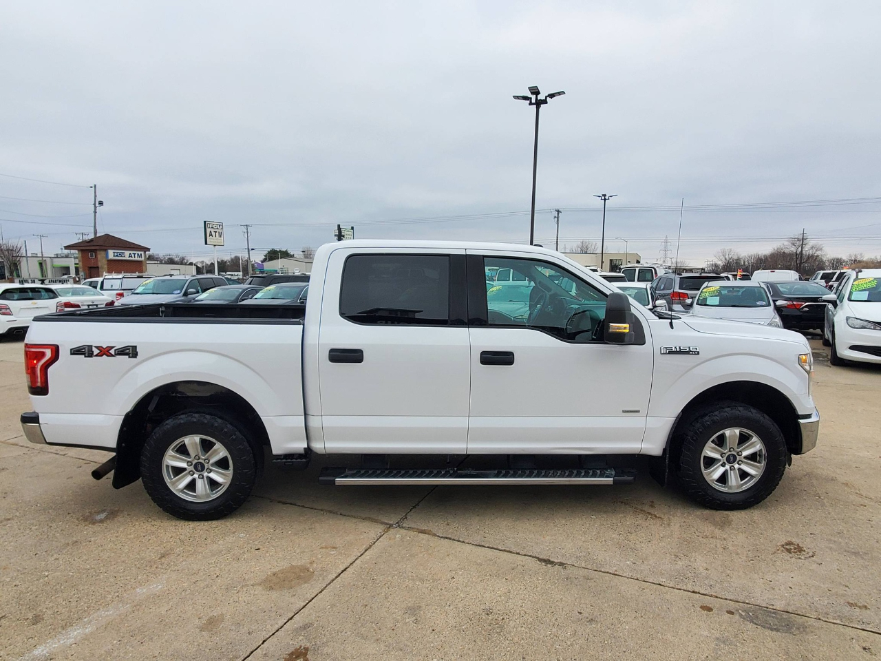 Ford F-150 Lariat SuperCrew 5.5-ft. Bed 4WD 2016