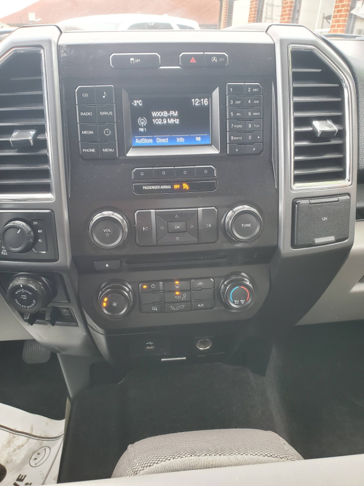 Ford F-150 Lariat SuperCrew 5.5-ft. Bed 4WD 2016