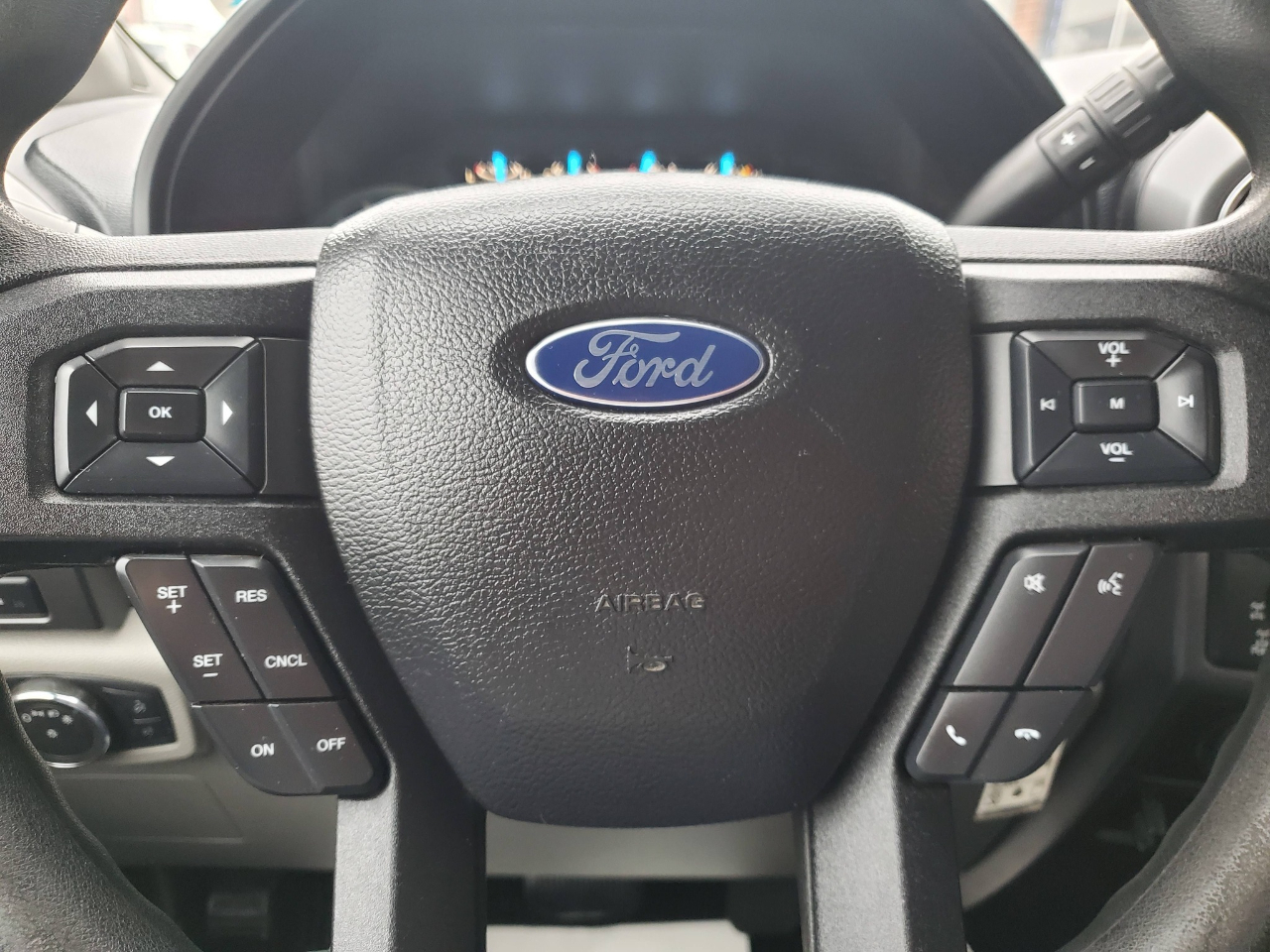 Ford F-150 Lariat SuperCrew 5.5-ft. Bed 4WD 2016