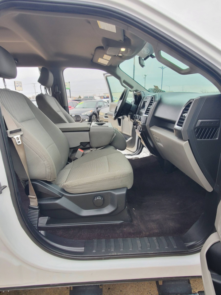 Ford F-150 Lariat SuperCrew 5.5-ft. Bed 4WD 2016