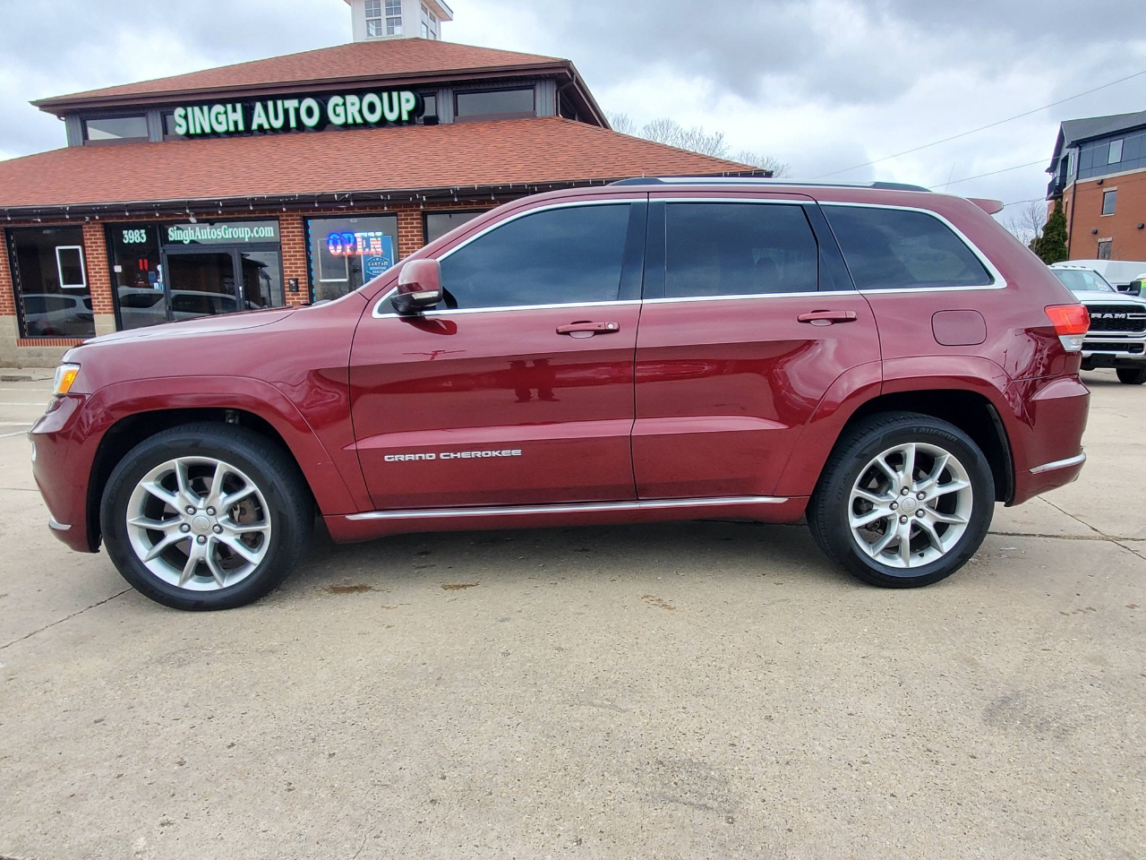 Jeep Grand Cherokee Summit 4WD 2016