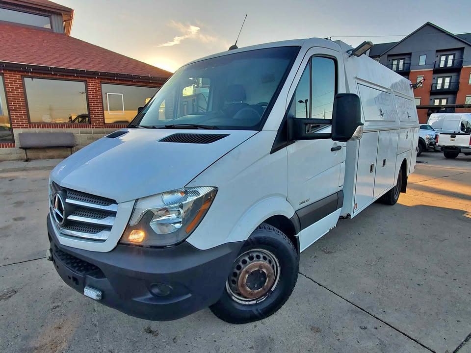 Mercedes-Benz Sprinter 3500 170-in. WB 2016