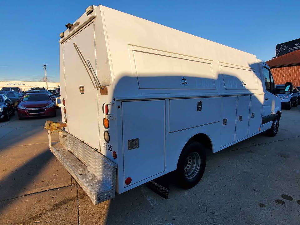 Mercedes-Benz Sprinter 3500 170-in. WB 2016