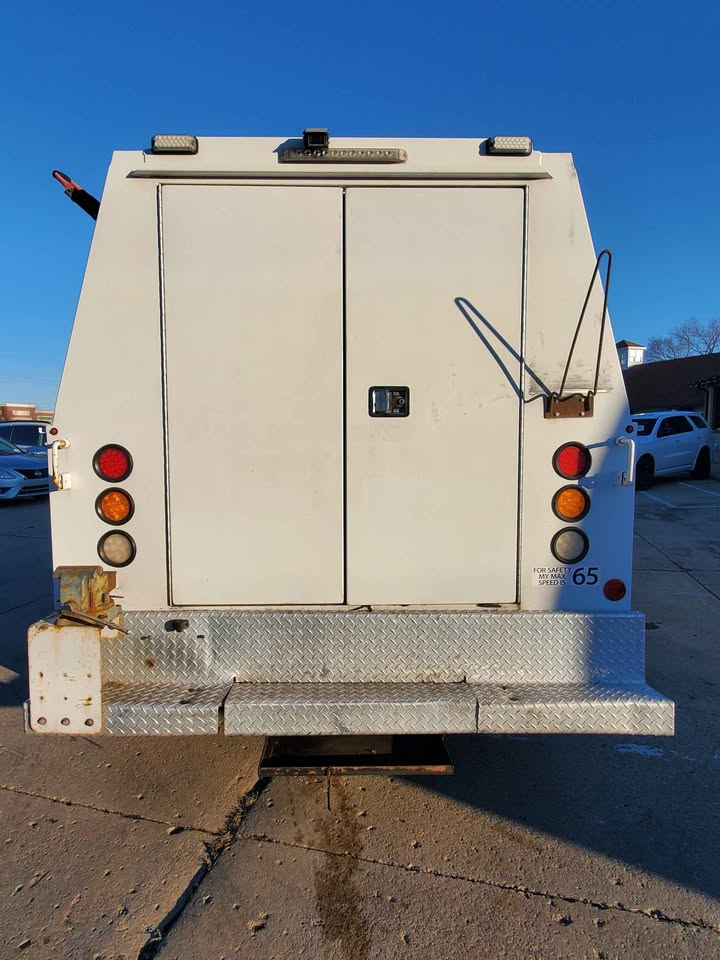 Mercedes-Benz Sprinter 3500 170-in. WB 2016