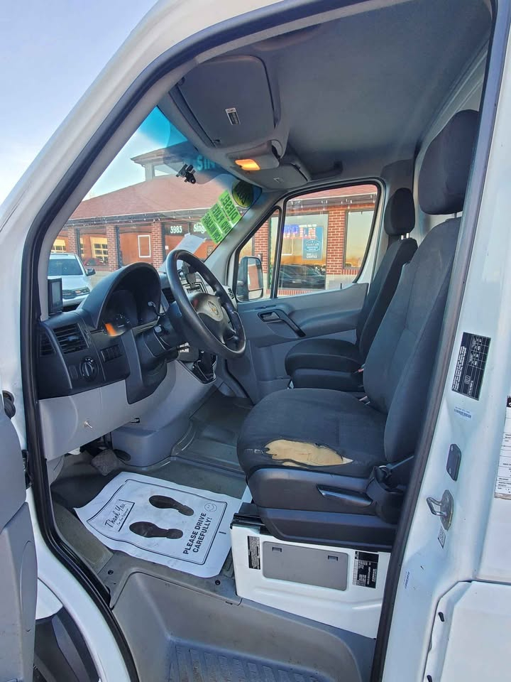 Mercedes-Benz Sprinter 3500 170-in. WB 2016