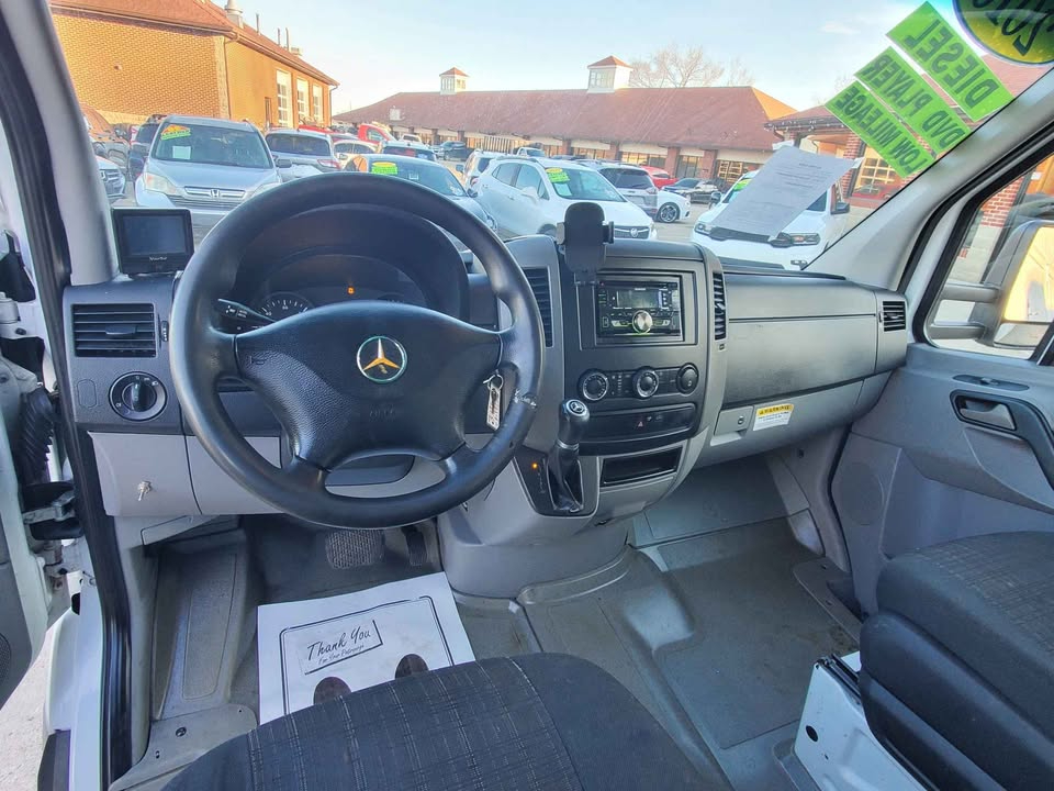Mercedes-Benz Sprinter 3500 170-in. WB 2016
