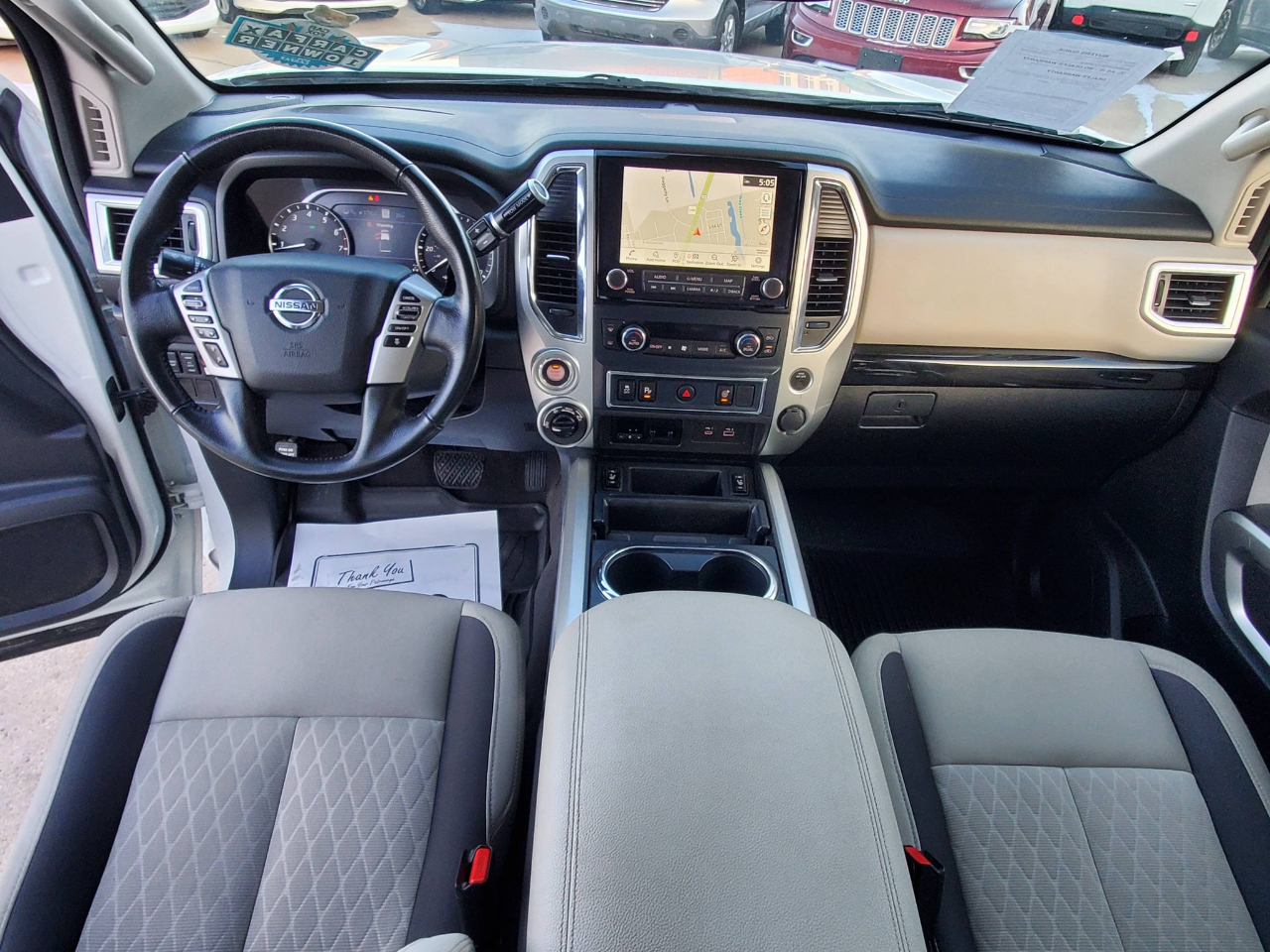 Nissan Titan Platinum Reserve Crew Cab 4WD 2022