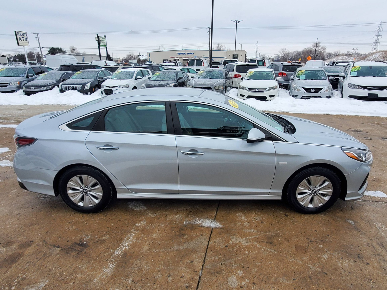 Hyundai Sonata Hybrid SE 2019