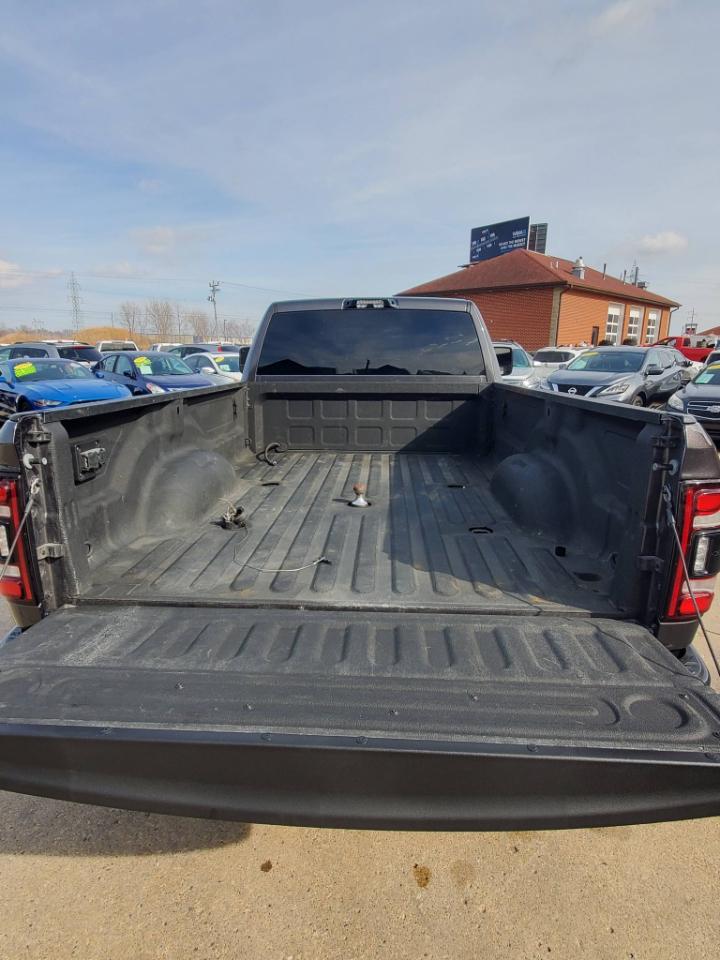 RAM 3500 Big Horn Crew Cab LWB 4WD DRW 2024