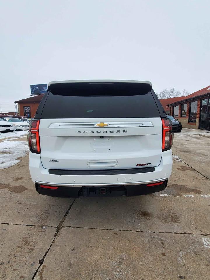 Chevrolet Suburban LT 4WD 2022