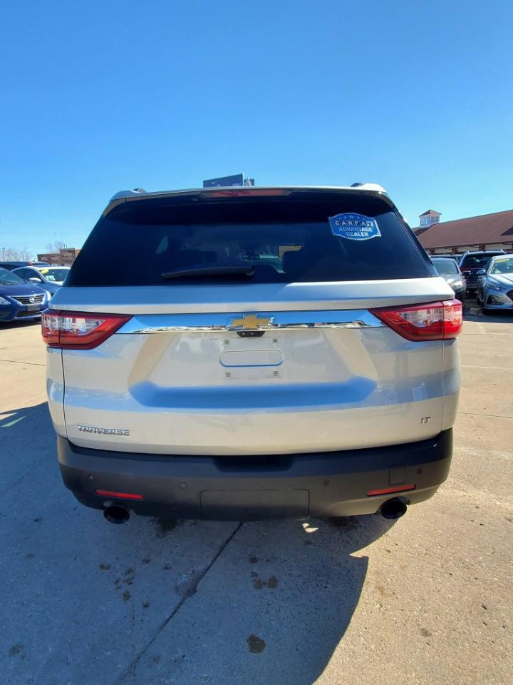 Chevrolet Traverse LT Leather FWD 2021