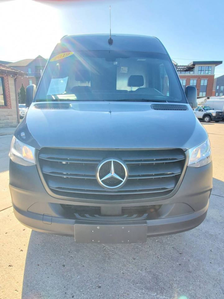Mercedes-Benz Sprinter 3500 Wagon 144-in. WB 2019