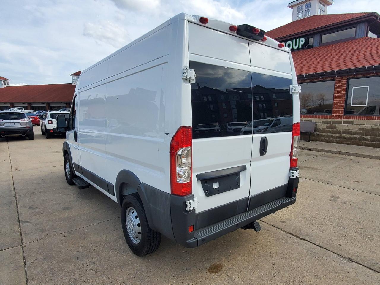 RAM Promaster 1500 High Roof Tradesman 136-in. WB 2018