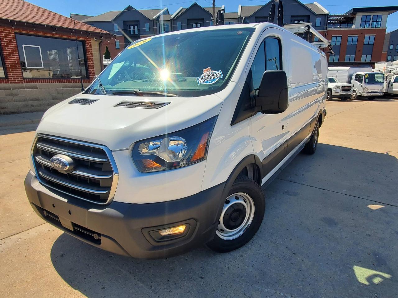 Ford Transit 250 Van Low Roof w/Sliding Pass. 130-in. WB 2020