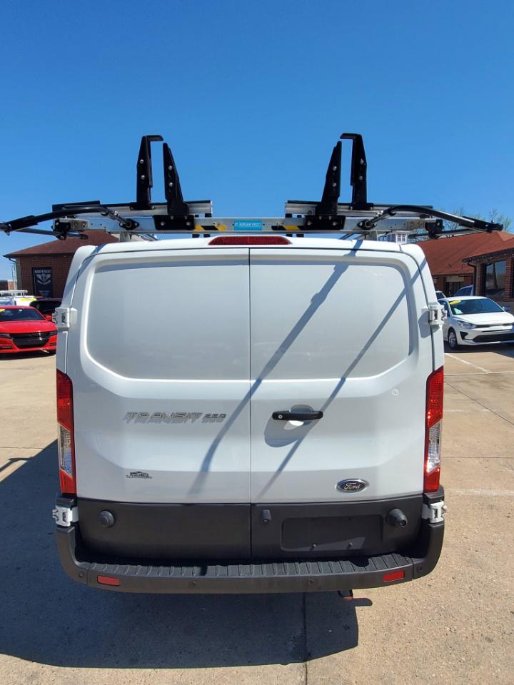 Ford Transit 250 Van Low Roof w/Sliding Pass. 130-in. WB 2020