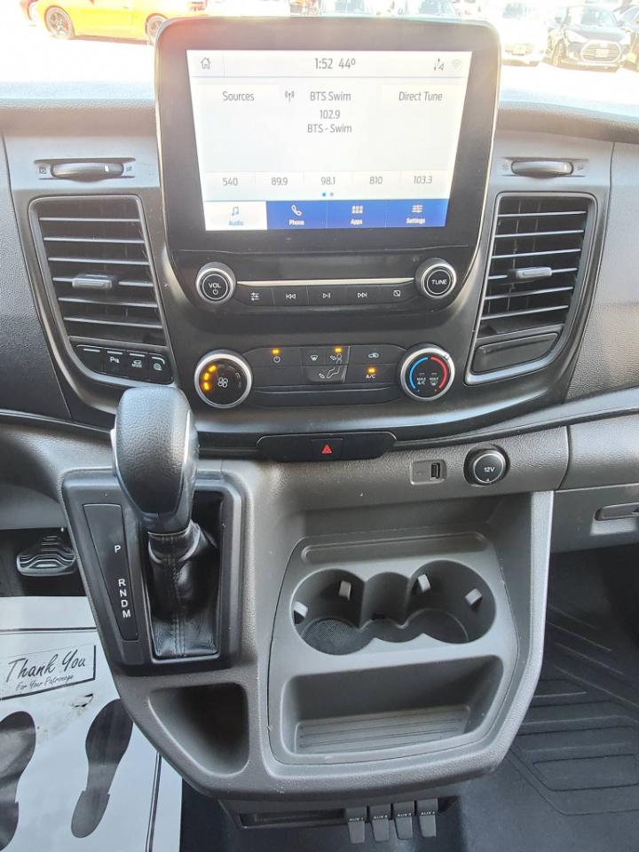 Ford Transit 250 Van Low Roof w/Sliding Pass. 130-in. WB 2020