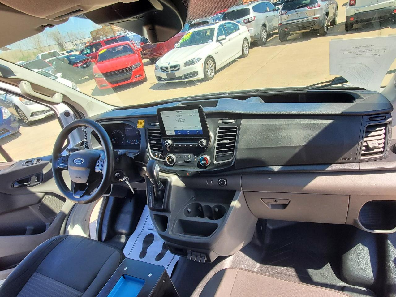 Ford Transit 250 Van Low Roof w/Sliding Pass. 130-in. WB 2020