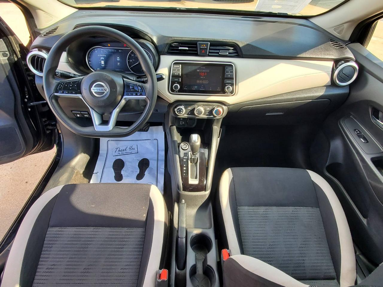 Nissan Versa SV 2021