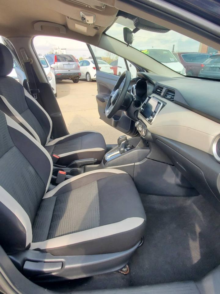 Nissan Versa SV 2021