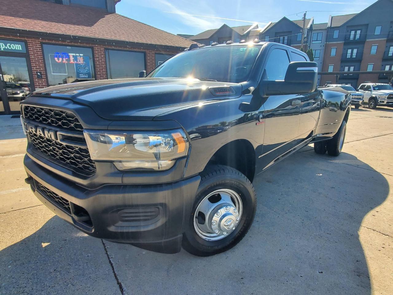 RAM 3500 Tradesman Crew Cab 4WD DRW 2024