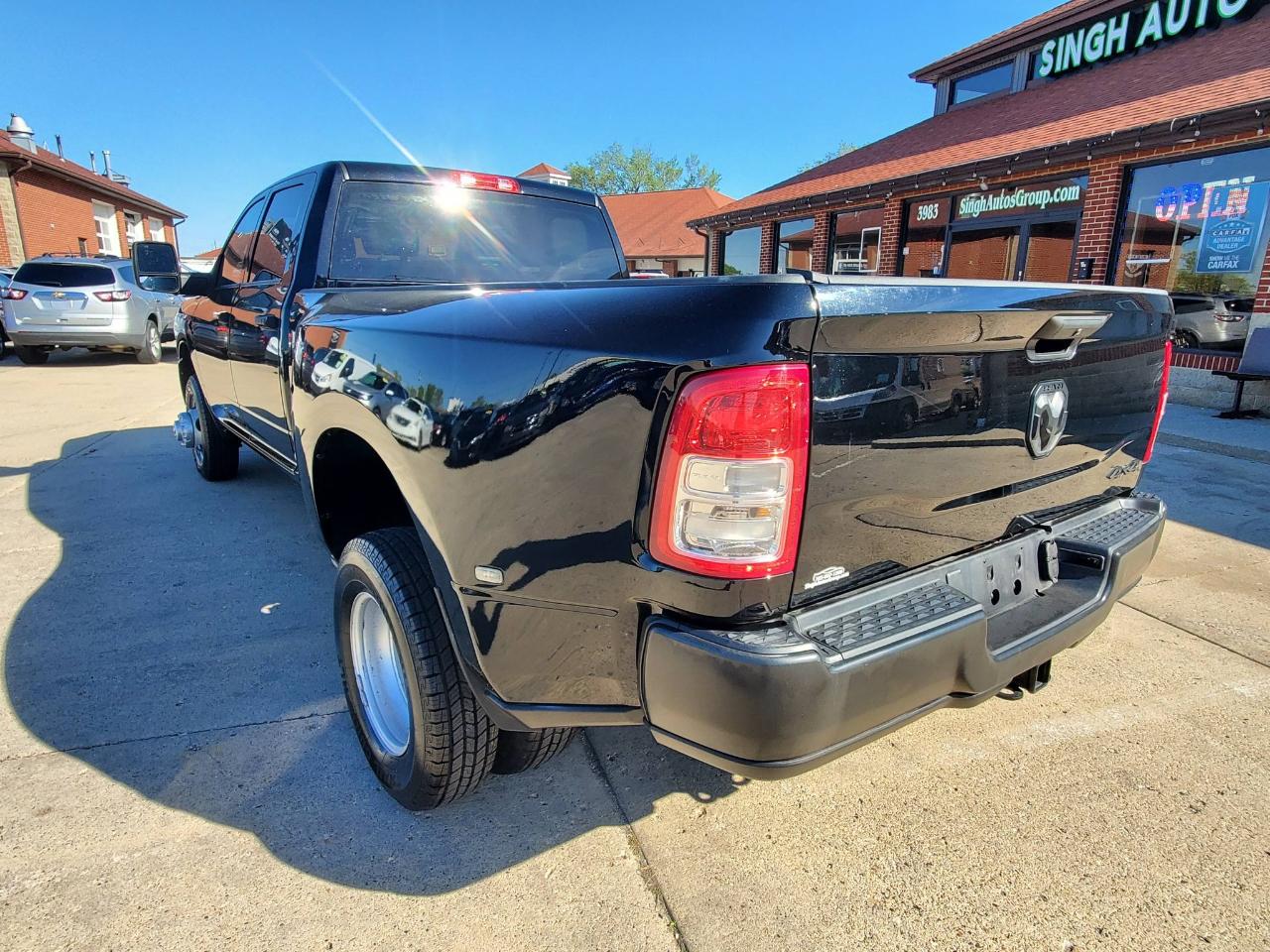 RAM 3500 Tradesman Crew Cab 4WD DRW 2024