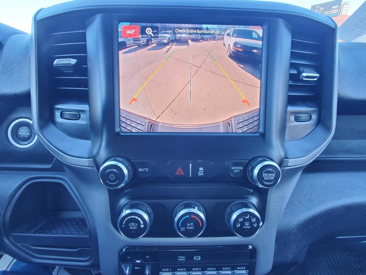 RAM 3500 Tradesman Crew Cab 4WD DRW 2024