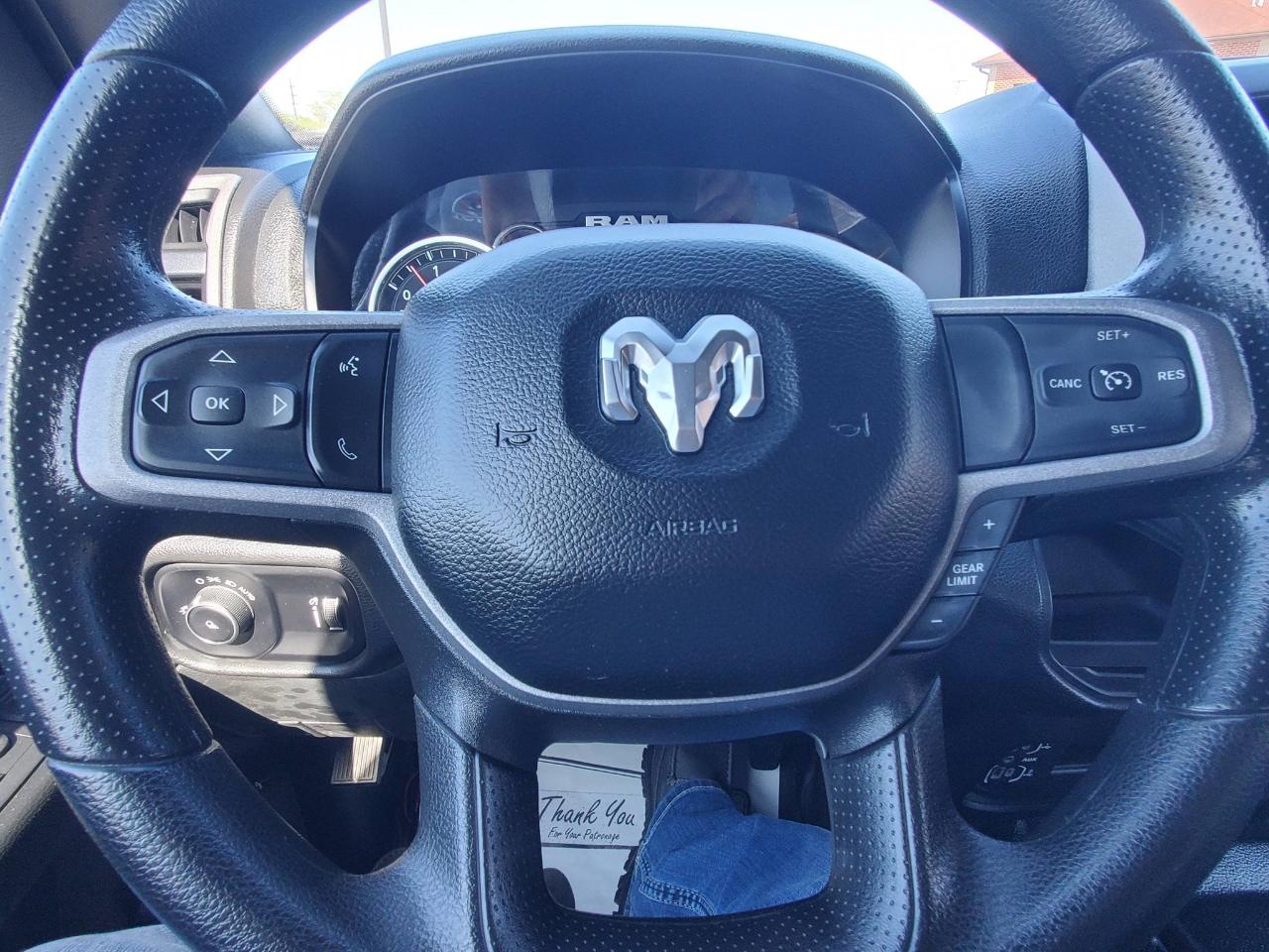 RAM 3500 Tradesman Crew Cab 4WD DRW 2024