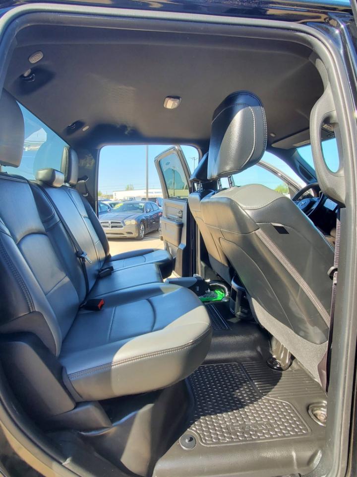 RAM 3500 Tradesman Crew Cab 4WD DRW 2024