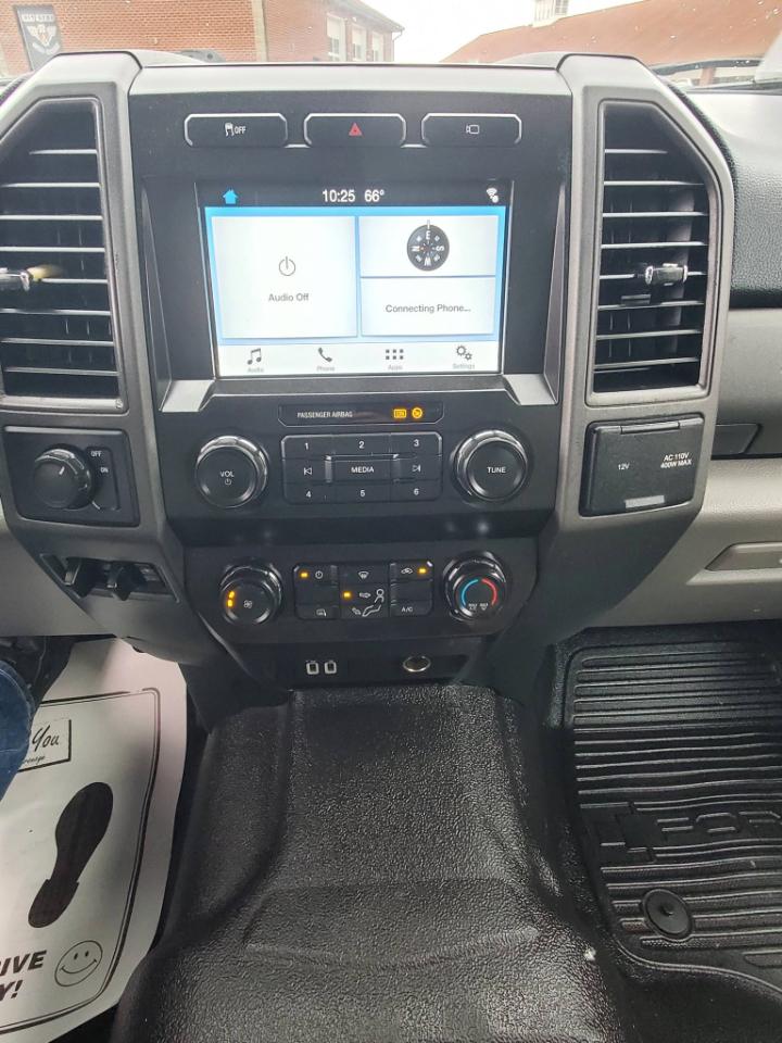 Ford F-250 SD Lariat Crew Cab 2WD 2019