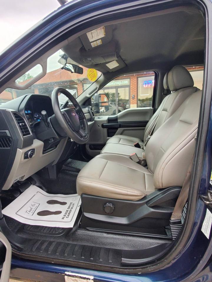 Ford F-250 SD Lariat Crew Cab 2WD 2019