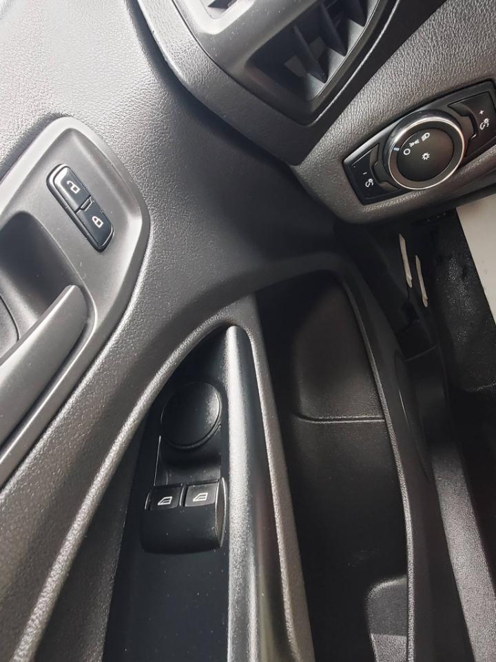 Ford Transit Connect Cargo Van XL LWB w/Rear 180 Degree Door 2018
