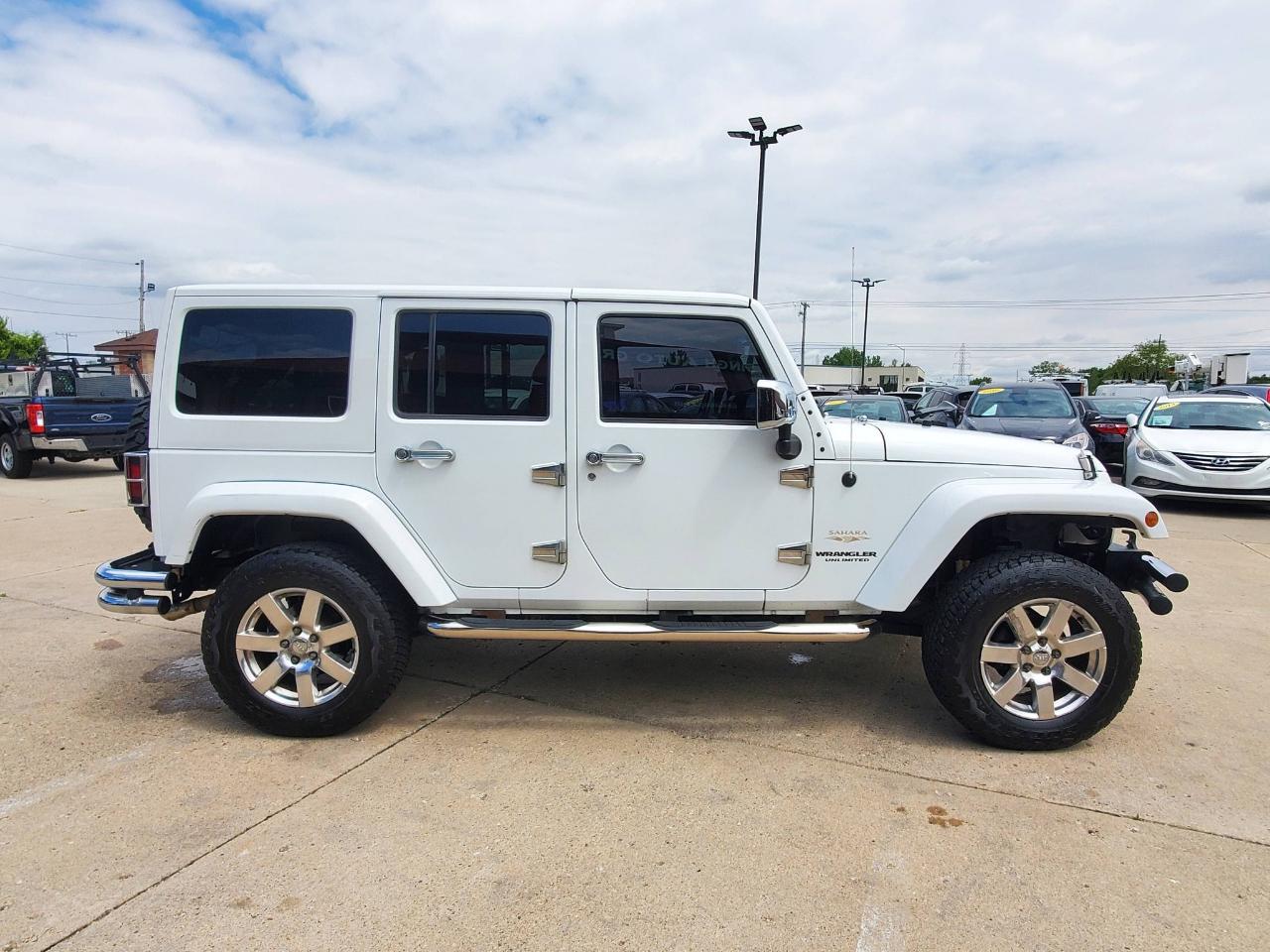 Jeep Wrangler Unlimited Sahara 4WD 2012